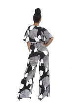 Load image into Gallery viewer, DeCalysh SceneStealer Black And White Jumpsuit
